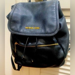 Michael Kors backpack - black 🖤 This backpack is gently used